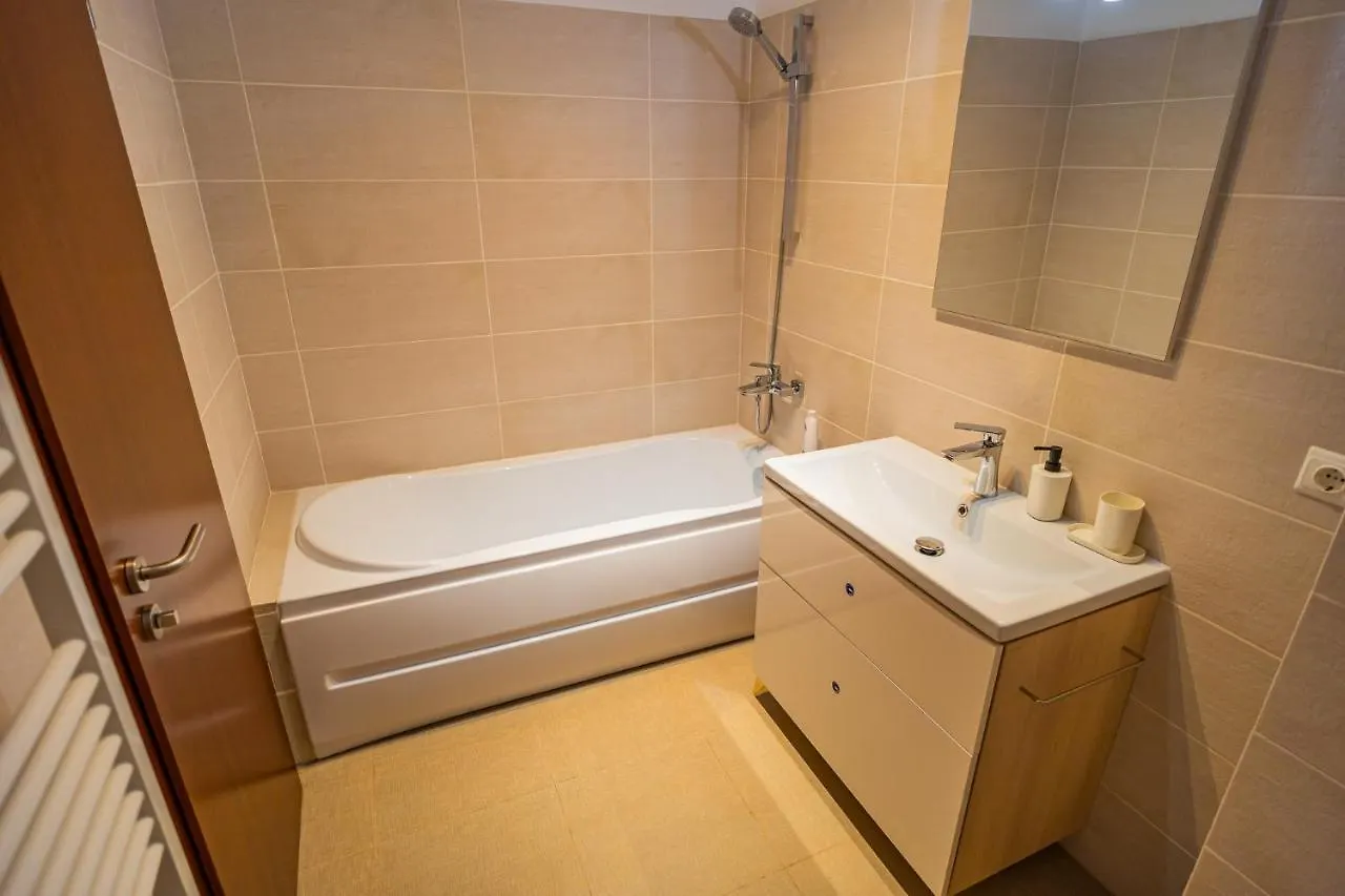 Sunny & Spacious Place With Breathtaking View Bucharest Apartment
