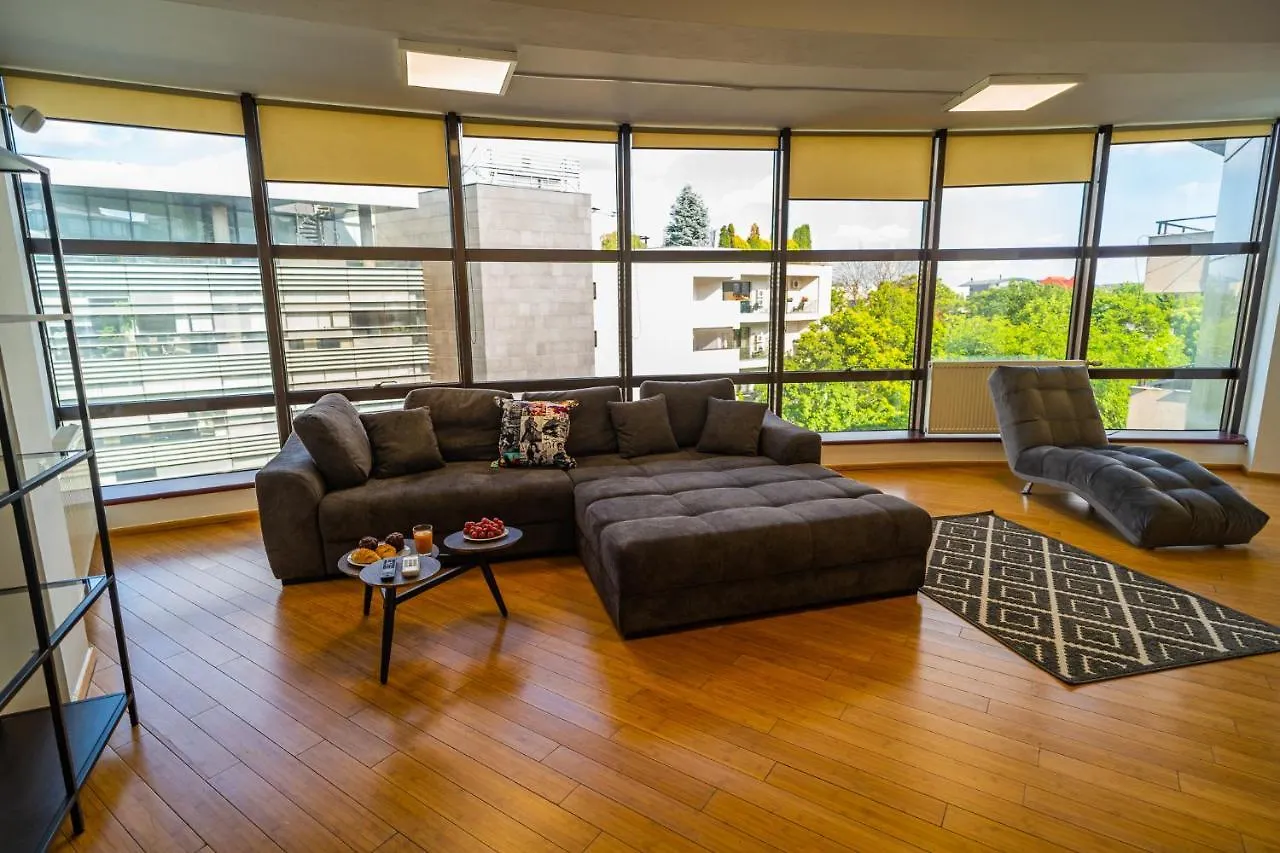 Sunny & Spacious Place With Breathtaking View Bucharest