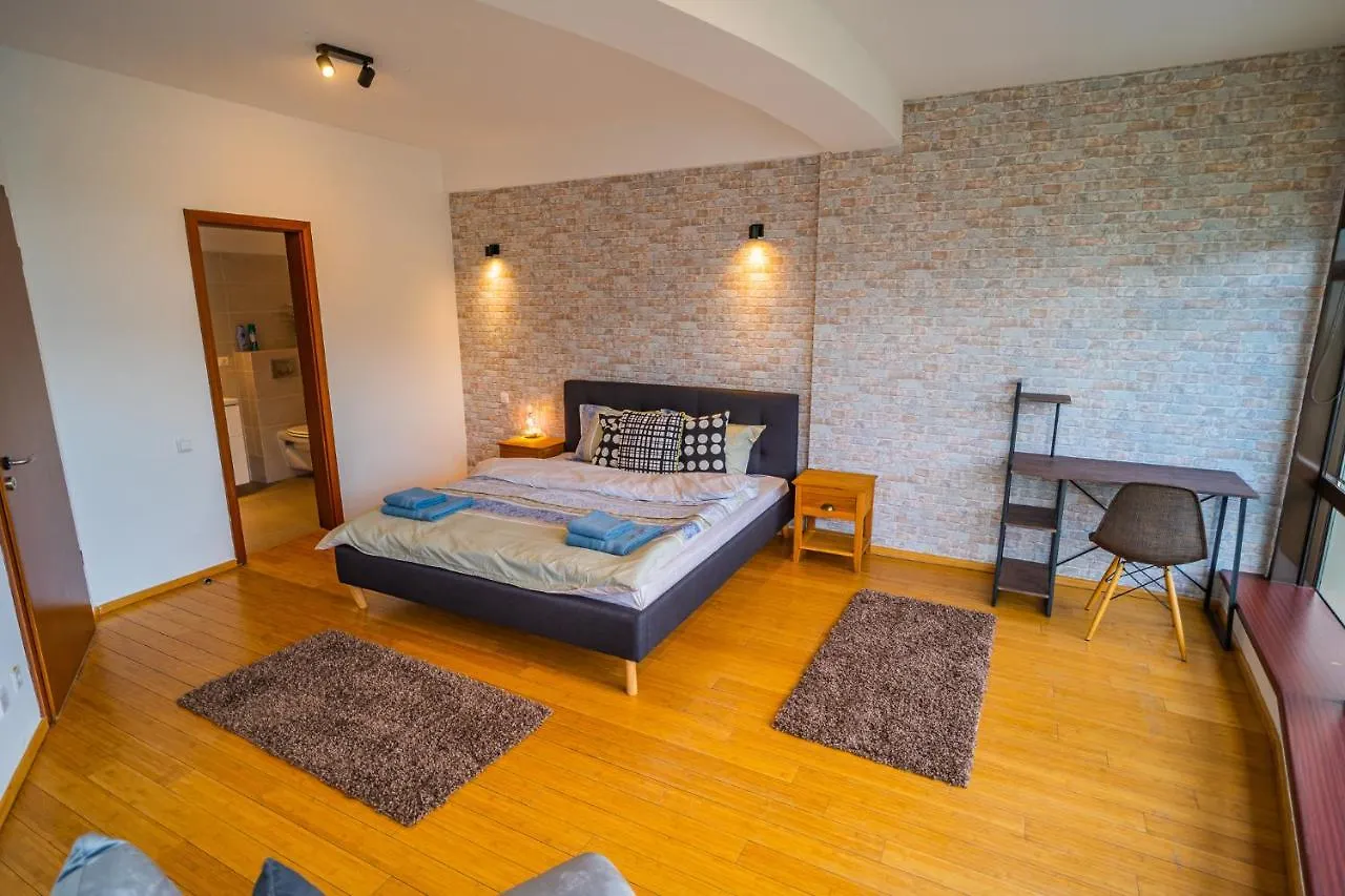 Apartment Sunny & Spacious Place With Breathtaking View Bucharest