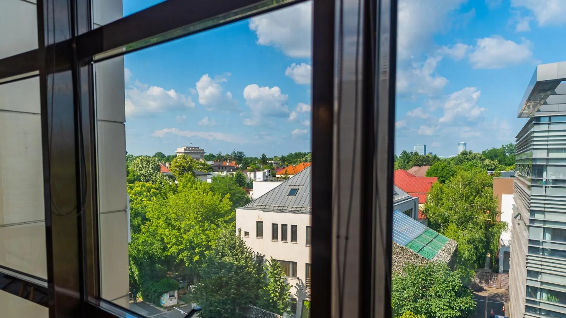 Sunny & Spacious Place With Breathtaking View Bucharest Romania