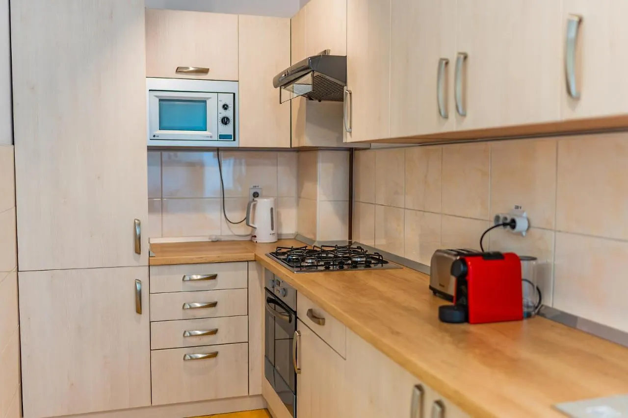 Sunny & Spacious Place With Breathtaking View Bukarest Apartment